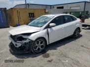 ✅ 2015 Ford Focus Titanium • VIN: 1FADP3J24FL304136 • Lot: 58428865. Listed on Copart with 81,668 mi. Free auction sales archive from the USA and detailed vehicle history report at DreamBid. Image 1.