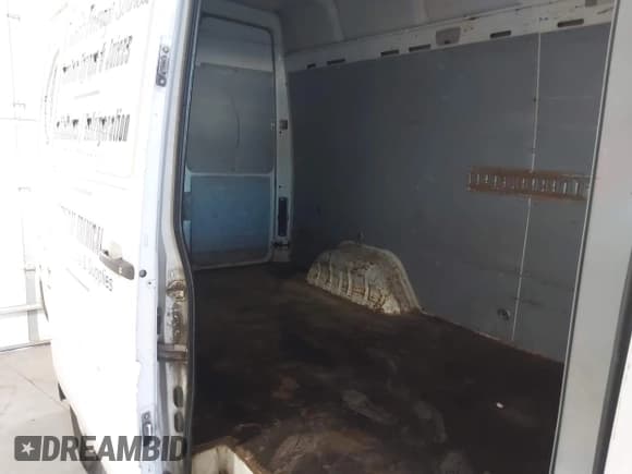 ✅ 2006 Dodge Sprinter • VIN: WD0PD644665943547 • Lot: 43910809. Listed on IAAI with 388,590 mi. Free auction sales archive from the USA and detailed vehicle history report at DreamBid. Image 8.