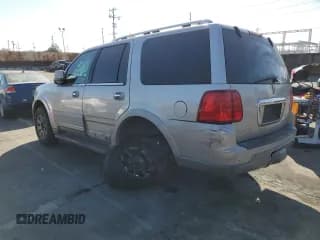 ✅ 2003 Lincoln Navigator Ultimate • VIN: 5LMFU27R93LJ10247 • Лот: 77715274. Опубликован ранее на Copart с пробегом 194 422 миль. Бесплатный доступ к архиву аукционных продаж из США и подробный отчёт об истории автомобиля на DreamBid. Изображение 2.