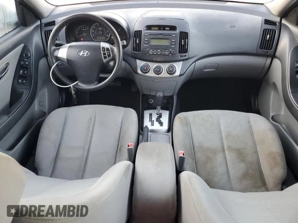 ✅ 2010 Hyundai Elantra SE • VIN: KMHDU4AD0AU874448 • Lot: 85845075. Listed on Copart with 266,995 mi. Free auction sales archive from the USA and detailed vehicle history report at DreamBid. Image 8.