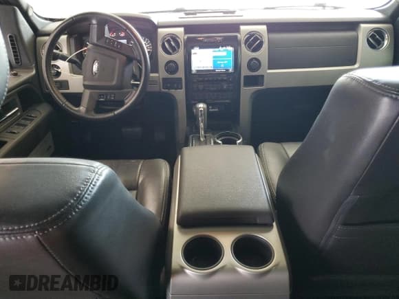 ✅ 2012 Ford F-150 XL • VIN: 1FTFW1ET3CFB05781 • Lot: 84634895. Wystawiony na Copart z przebiegiem 150 504 mil. Bezpłatny archiwum sprzedaży aukcyjnych z USA i szczegółowy raport historii pojazdu na DreamBid. Zdjęcie 8.