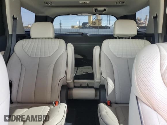 ✅ 2023 Hyundai Palisade Limited • VIN: KM8R54GE2PU568265 • Лот: 46940315. Опубликован ранее на Copart с пробегом 29 562 миль. Бесплатный доступ к архиву аукционных продаж из США и подробный отчёт об истории автомобиля на DreamBid. Изображение 10.