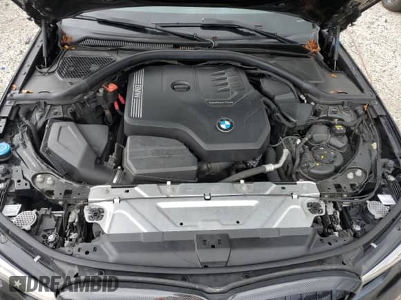 2022 BMW 3 Series 330i z VIN 3MW5R1J07N8C36820, wystawiony jako Copart lot #71701425 z przebiegiem 63 447 mil mil oraz Szkoda całkowita • Salvage title. Historia ofert i sprzedaży dostępna na DreamBid. Obrazek 11.