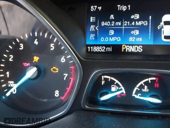 ✅ 2017 Ford Escape SE • VIN: 1FMCU0G92HUC96676 • Lot: 43920580. Listed on IAAI with 118,852 mi. Free auction sales archive from the USA and detailed vehicle history report at DreamBid. Image 7.