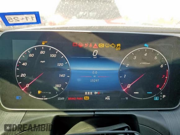 ✅ 2024 Mercedes-Benz C 300 • VIN: W1KAF4HB8RR155751 • Lot: 84188445. Listed on Copart with 15,297 mi. Free auction sales archive from the USA and detailed vehicle history report at DreamBid. Image 9.