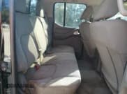 ✅ 2018 Nissan Frontier SV • VIN: 1N6DD0ER8JN736456 • Lot: 89704915. Wystawiony na Copart z przebiegiem 98 861 mil. Bezpłatny archiwum sprzedaży aukcyjnych z USA i szczegółowy raport historii pojazdu na DreamBid. Zdjęcie 10.