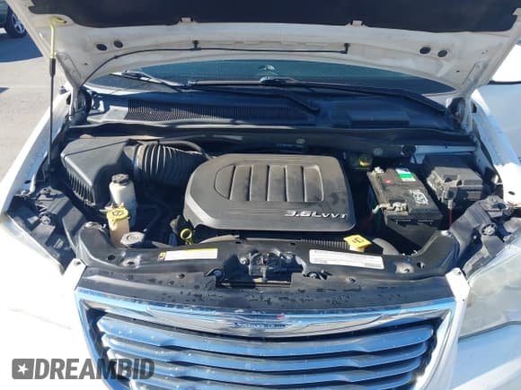 ✅ 2011 Chrysler Town & Country Touring • VIN: 2A4RR5DG3BR611547 • Лот: 43541159. Опубликован ранее на IAAI с пробегом 155 303 миль. Бесплатный доступ к архиву аукционных продаж из США и подробный отчёт об истории автомобиля на DreamBid. Изображение 10.