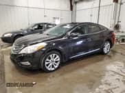 ✅ 2012 Hyundai Azera • VIN: KMHFG4JG2CA126668 • Лот: 55026135. Опубликован ранее на Copart с пробегом 135 794 миль. Бесплатный доступ к архиву аукционных продаж из США и подробный отчёт об истории автомобиля на DreamBid. Изображение 1.