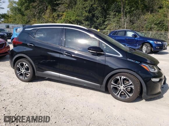 ✅ 2017 Chevrolet Bolt EV Premier • VIN: 1G1FX6S06H4140332 • Lot: 69759294. Wystawiony na Copart z przebiegiem 80 129 mil. Bezpłatny archiwum sprzedaży aukcyjnych z USA i szczegółowy raport historii pojazdu na DreamBid. Zdjęcie 4.