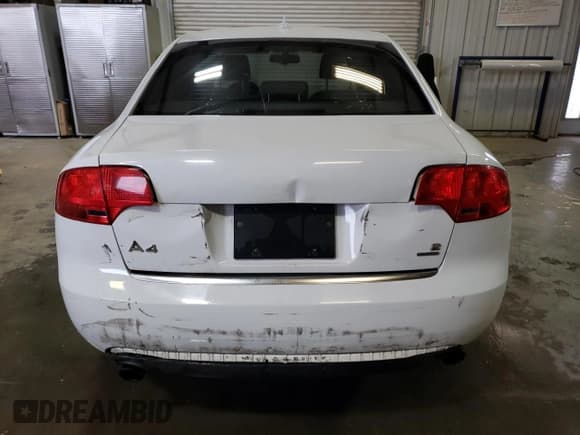 ✅ 2007 Audi A4 3.2L • VIN: WAUDH78E87A068485 • Lot: 48343164. Wystawiony na Copart z przebiegiem 162 122 mil. Bezpłatny archiwum sprzedaży aukcyjnych z USA i szczegółowy raport historii pojazdu na DreamBid. Zdjęcie 6.
