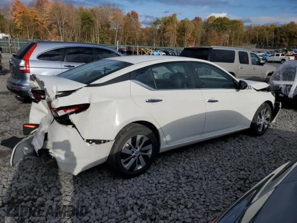 ✅ 2024 Nissan Altima S • VIN: 1N4BL4BV5RN332179 • Lot: 89624025. Listed on Copart with 29,276 mi. Free auction sales archive from the USA and detailed vehicle history report at DreamBid. Image 3.