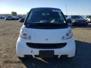 ✅ 2011 Smart fortwo Pure • VIN: WMEEJ3BA4BK473760 • Lot: 78081344. Listed on Copart with 75,966 mi. Free auction sales archive from the USA and detailed vehicle history report at DreamBid. Image 5.