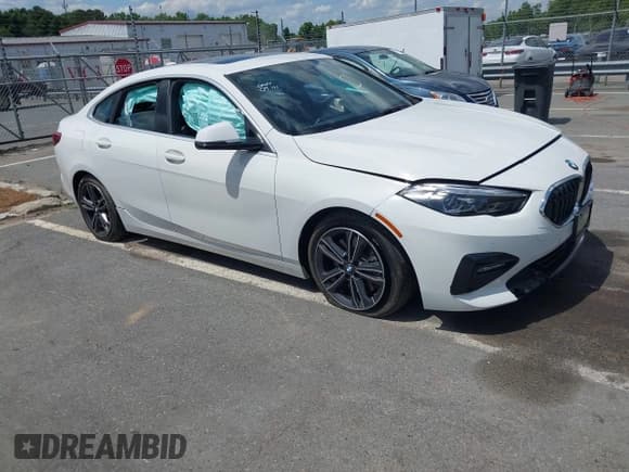 ✅ 2021 BMW 2 Series 228i xDrive • VIN: WBA73AK09M7H05711 • Lot: 42196896. Listed on IAAI with 33,062 mi. Free auction sales archive from the USA and detailed vehicle history report at DreamBid. Image 1.
