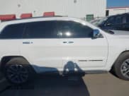 ✅ 2017 Jeep Grand Cherokee Overland • VIN: 1C4RJECG8HC868378 • Lot: 43447535. Listed on IAAI with 50,088 mi. Free auction sales archive from the USA and detailed vehicle history report at DreamBid. Image 14.