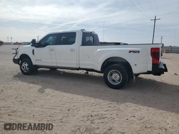 ✅ 2022 Ford F-350 XL • VIN: 1FT8W3DT4NEE65916 • Лот: 51542595. Опубликован ранее на Copart с пробегом 94 335 миль. Бесплатный доступ к архиву аукционных продаж из США и подробный отчёт об истории автомобиля на DreamBid. Изображение 2.