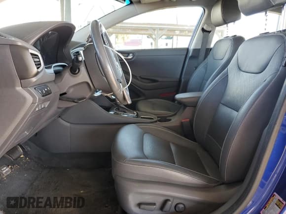 ✅ 2019 Hyundai Ioniq Limited • VIN: KMHC05LC6KU133062 • Lot: 47497505. Wystawiony na Copart z przebiegiem 54 015 mil. Bezpłatny archiwum sprzedaży aukcyjnych z USA i szczegółowy raport historii pojazdu na DreamBid. Zdjęcie 7.