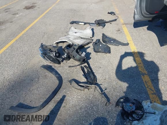 ✅ 2022 Volkswagen Tiguan SE • VIN: 3VV2B7AX4NM157074 • Lot: 43067043. Wystawiony na IAAI z przebiegiem 51 131 mil. Bezpłatny archiwum sprzedaży aukcyjnych z USA i szczegółowy raport historii pojazdu na DreamBid. Zdjęcie 12.