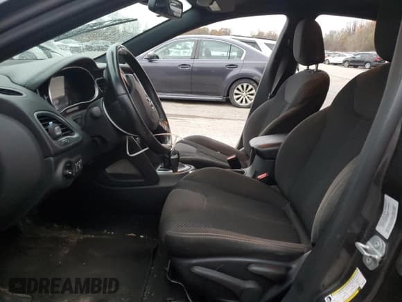 ✅ 2016 Dodge Dart SXT • VIN: 1C3CDFBB2GD516144 • Лот: 91184475. Опубликован ранее на Copart с пробегом 161 415 миль. Бесплатный доступ к архиву аукционных продаж из США и подробный отчёт об истории автомобиля на DreamBid. Изображение 7.