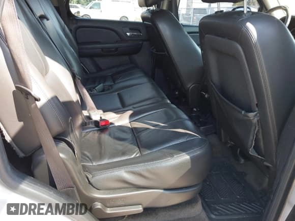 ✅ 2007 GMC Yukon SLT • VIN: 1GKFC13J27J156870 • Лот: 43197051. Опубликован ранее на IAAI с пробегом 274 959 миль. Бесплатный доступ к архиву аукционных продаж из США и подробный отчёт об истории автомобиля на DreamBid. Изображение 8.