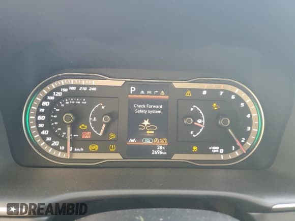 ✅ 2024 Hyundai Tucson Trend • VIN: KM8JCCDE5RU351636 • Lot: 68762974. Wystawiony na Copart z przebiegiem 2 696 mil. Bezpłatny archiwum sprzedaży aukcyjnych z USA i szczegółowy raport historii pojazdu na DreamBid. Zdjęcie 9.