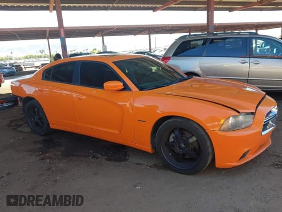 ✅ 2014 Dodge Charger RT • VIN: 2C3CDXCTXEH303309 • Лот: 43387936. Опубликован ранее на IAAI с пробегом 83 921 миль. Бесплатный доступ к архиву аукционных продаж из США и подробный отчёт об истории автомобиля на DreamBid. Изображение 21.