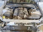 ✅ 2022 Dodge Charger Scat Pack Widebody • VIN: 2C3CDXGJ6NH181296 • Lot: 81409975. Wystawiony na Copart z przebiegiem 92 525 mil. Bezpłatny archiwum sprzedaży aukcyjnych z USA i szczegółowy raport historii pojazdu na DreamBid. Zdjęcie 11.