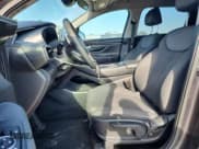 ✅ 2021 Hyundai Santa Fe SE • VIN: 5NMS14AJ2MH328451 • Lot: 84043875. Wystawiony na Copart z przebiegiem 168 921 mil. Bezpłatny archiwum sprzedaży aukcyjnych z USA i szczegółowy raport historii pojazdu na DreamBid. Zdjęcie 7.