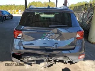 ✅ 2024 Hyundai Venue SEL • VIN: KMHRC8A35RU315822 • Lot: 76707324. Listed on Copart with 11,283 mi. Free auction sales archive from the USA and detailed vehicle history report at DreamBid. Image 6.