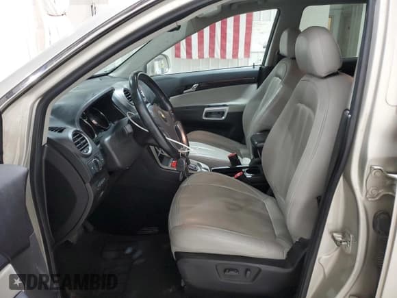 ✅ 2013 Chevrolet Captiva Sport LTZ • VIN: 3GNAL4EKXDS641272 • Lot: 91036405. Wystawiony na Copart z przebiegiem 112 355 mil. Bezpłatny archiwum sprzedaży aukcyjnych z USA i szczegółowy raport historii pojazdu na DreamBid. Zdjęcie 7.