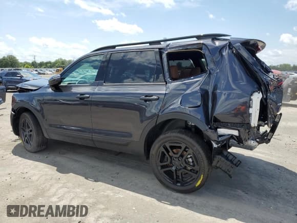 ✅ 2025 Kia Telluride SX X-Line • VIN: 5XYP5DGC6SG647796 • Lot: 63580785. Listed on Copart with 1,056 mi. Free auction sales archive from the USA and detailed vehicle history report at DreamBid. Image 2.