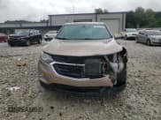 ✅ 2018 Chevrolet Equinox LT • VIN: 2GNAXSEV5J6161282 • Lot: 69234405. Wystawiony na Copart z przebiegiem 92 500 mil. Bezpłatny archiwum sprzedaży aukcyjnych z USA i szczegółowy raport historii pojazdu na DreamBid. Zdjęcie 5.