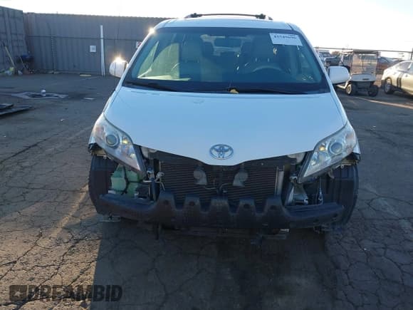 ✅ 2013 Toyota Sienna Limited • VIN: 5TDYK3DC4DS332741 • Lot: 43549696. Listed on IAAI with 162,092 mi. Free auction sales archive from the USA and detailed vehicle history report at DreamBid. Image 6.