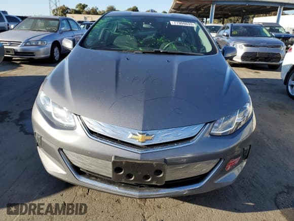 ✅ 2018 Chevrolet Volt LT • VIN: 1G1RC6S59JU159144 • Lot: 77908633. Wystawiony na Copart z przebiegiem 35 210 mil. Bezpłatny archiwum sprzedaży aukcyjnych z USA i szczegółowy raport historii pojazdu na DreamBid. Zdjęcie 5.