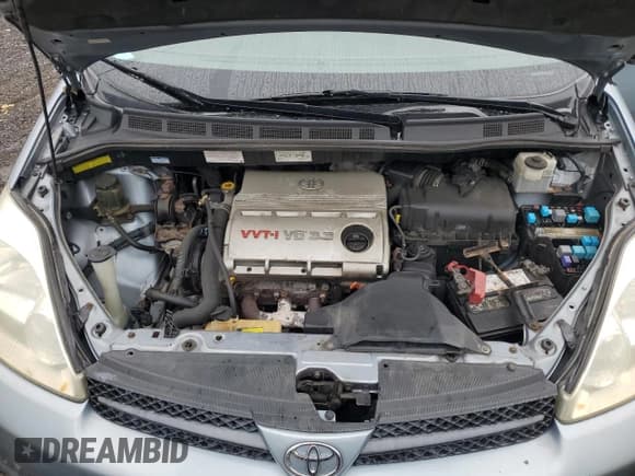 ✅ 2004 Toyota Sienna LE • VIN: 5TDZA23C84S001941 • Лот: 68386425. Опубликован ранее на Copart с пробегом 178 320 миль. Бесплатный доступ к архиву аукционных продаж из США и подробный отчёт об истории автомобиля на DreamBid. Изображение 12.