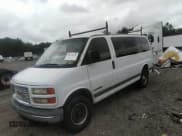 ✅ 1999 GMC Savana • VIN: 1GJHG35R7X1046624 • Lot: 42672139. Wystawiony na IAAI z przebiegiem 203 488 mil. Bezpłatny archiwum sprzedaży aukcyjnych z USA i szczegółowy raport historii pojazdu na DreamBid. Zdjęcie 16.