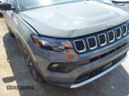 ✅ 2023 Jeep Compass (RED) Edition • VIN: 3C4NJDCNXPT542382 • Lot: 43197700. Wystawiony na IAAI z przebiegiem 48 906 mil. Bezpłatny archiwum sprzedaży aukcyjnych z USA i szczegółowy raport historii pojazdu na DreamBid. Zdjęcie 19.