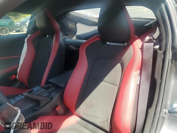 ✅ 2024 Nissan Z Performance • VIN: JN1BZ4BH0RM363030 • Lot: 69657325. Wystawiony na Copart z przebiegiem 7 216 mil. Bezpłatny archiwum sprzedaży aukcyjnych z USA i szczegółowy raport historii pojazdu na DreamBid. Zdjęcie 10.