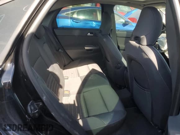 ✅ 2010 Volvo S40 • VIN: YV1382MS4A2493100 • Лот: 85912305. Опубликован ранее на Copart с пробегом 201 204 миль. Бесплатный доступ к архиву аукционных продаж из США и подробный отчёт об истории автомобиля на DreamBid. Изображение 10.