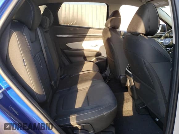 ✅ 2024 Hyundai Tucson SEL • VIN: 5NMJB3DE1RH294298 • Lot: 74946124. Wystawiony na Copart z przebiegiem 4 873 mil. Bezpłatny archiwum sprzedaży aukcyjnych z USA i szczegółowy raport historii pojazdu na DreamBid. Zdjęcie 11.