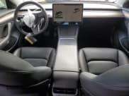 ✅ 2023 Tesla Model 3 • VIN: 5YJ3E1EA5PF486726 • Lot: 51659655. Wystawiony na Copart z przebiegiem 14 632 mil. Bezpłatny archiwum sprzedaży aukcyjnych z USA i szczegółowy raport historii pojazdu na DreamBid. Zdjęcie 8.