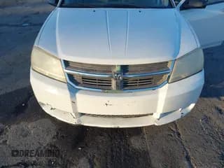 ✅ 2008 Dodge Avenger SXT • VIN: 1B3LC56K38N575235 • Lot: 41329390. Wystawiony na IAAI z przebiegiem 173 294 mil. Bezpłatny archiwum sprzedaży aukcyjnych z USA i szczegółowy raport historii pojazdu na DreamBid. Zdjęcie 6.