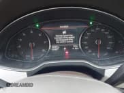 ✅ 2018 Audi Q7 • VIN: WA1AHBF71JD045630 • Lot: 41526656. Wystawiony na IAAI z przebiegiem 92 991 mil. Bezpłatny archiwum sprzedaży aukcyjnych z USA i szczegółowy raport historii pojazdu na DreamBid. Zdjęcie 7.