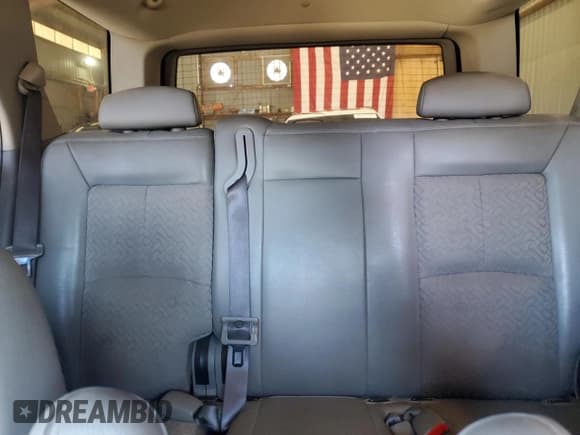 ✅ 2007 Saturn VUE V6 • VIN: 5GZCZ63407S868100 • Lot: 49594645. Wystawiony na Copart z przebiegiem 240 705 mil. Bezpłatny archiwum sprzedaży aukcyjnych z USA i szczegółowy raport historii pojazdu na DreamBid. Zdjęcie 10.