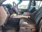 ✅ 2017 Ford Expedition XLT • VIN: 1FMJU1JT5HEA70126 • Лот: 90059155. Опубликован ранее на Copart с пробегом 121 860 миль. Бесплатный доступ к архиву аукционных продаж из США и подробный отчёт об истории автомобиля на DreamBid. Изображение 7.