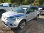 2017 Ford Escape Titanium с VIN 1FMCU9J99HUA63066, выставлен на аукционе IAAI как лот 43605469 с пробегом 74 186 миль миль и . История ставок и продаж доступна на DreamBid. Изображение 2.
