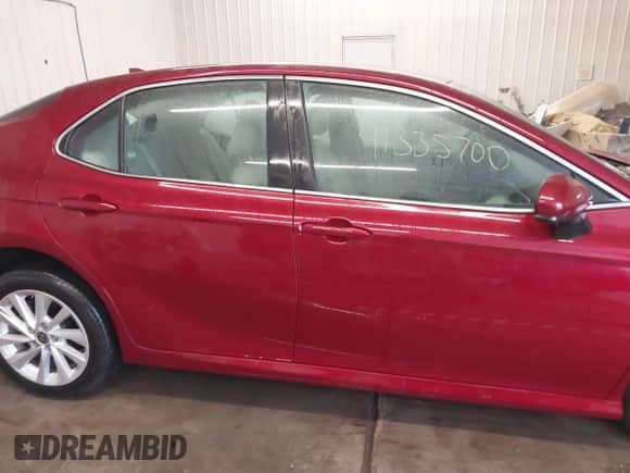 2022 Toyota Camry LE с VIN 4T1C11BK3NU059117, выставлен на аукционе IAAI как лот 41335700 с пробегом 20 649 миль миль и . История ставок и продаж доступна на DreamBid. Изображение 12.