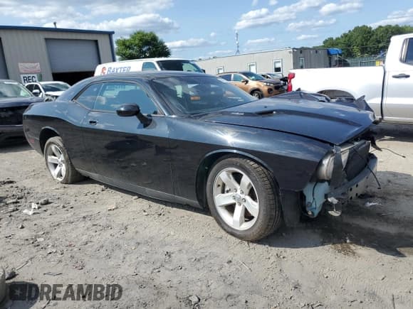 ✅ 2010 Dodge Challenger R/T • VIN: 2B3CJ5DT5AH264857 • Lot: 74077774. Wystawiony na Copart z przebiegiem 107 179 mil. Bezpłatny archiwum sprzedaży aukcyjnych z USA i szczegółowy raport historii pojazdu na DreamBid. Zdjęcie 4.
