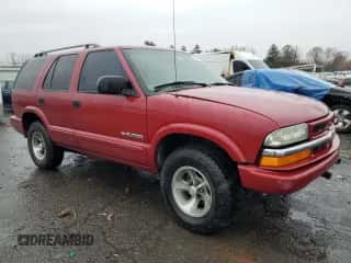 2004 Chevrolet Blazer Fleet z VIN 1GNCS13X64K153392, wystawiony jako Copart lot #83544724 z przebiegiem 169 504 mil mil oraz Szkoda całkowita • Salvage title. Historia ofert i sprzedaży dostępna na DreamBid. Obrazek 4.