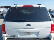 ✅ 2002 Ford Explorer XLT • VIN: 1FMZU73E52ZA40029 • Лот: 42370340. Опубликован ранее на IAAI с пробегом 119 651 миль. Бесплатный доступ к архиву аукционных продаж из США и подробный отчёт об истории автомобиля на DreamBid. Изображение 16.