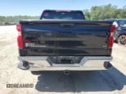 ✅ 2020 Chevrolet Silverado 1500 LT • VIN: 1GCUYDED4LZ147869 • Lot: 56761364. Wystawiony na Copart z przebiegiem 98 430 mil. Bezpłatny archiwum sprzedaży aukcyjnych z USA i szczegółowy raport historii pojazdu na DreamBid. Zdjęcie 6.